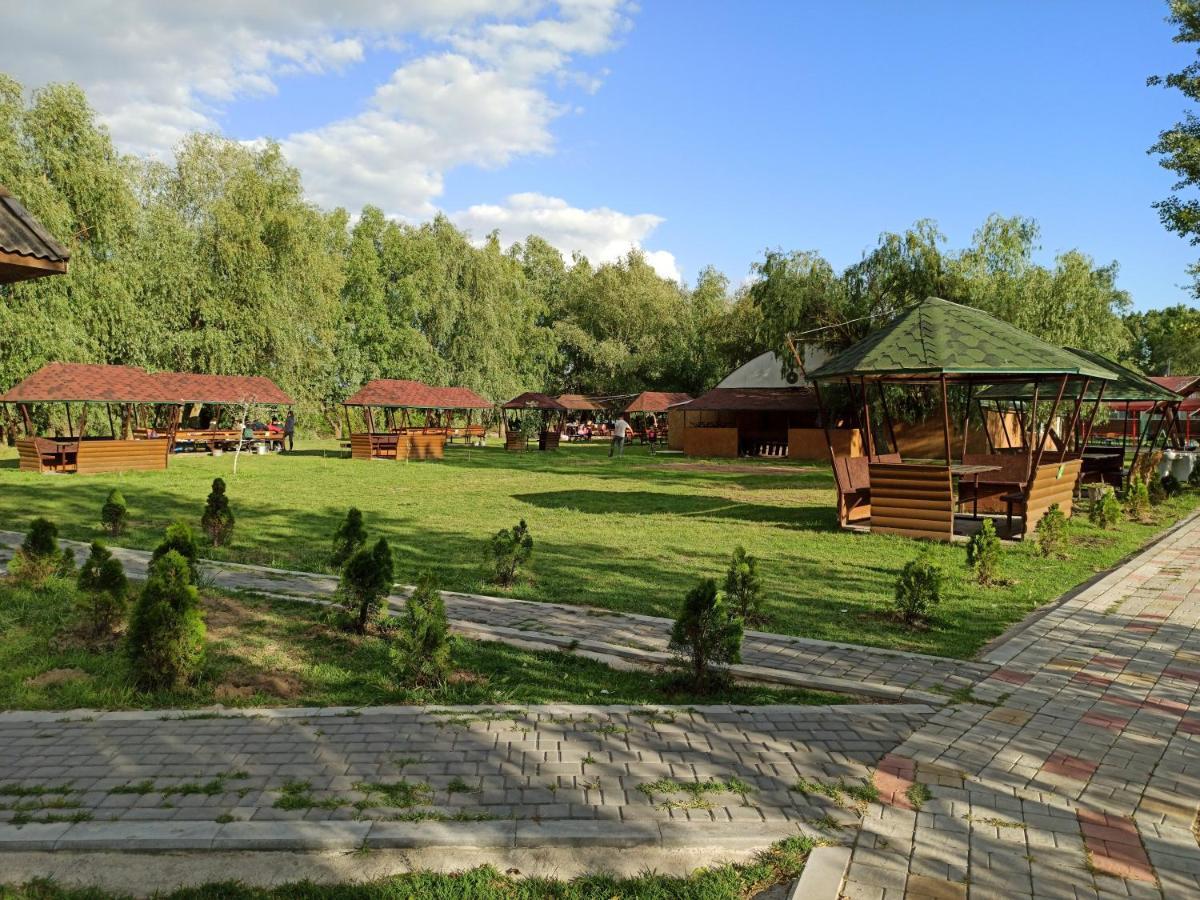 Holiday Park Dunay Kyslytsya Екстериор снимка