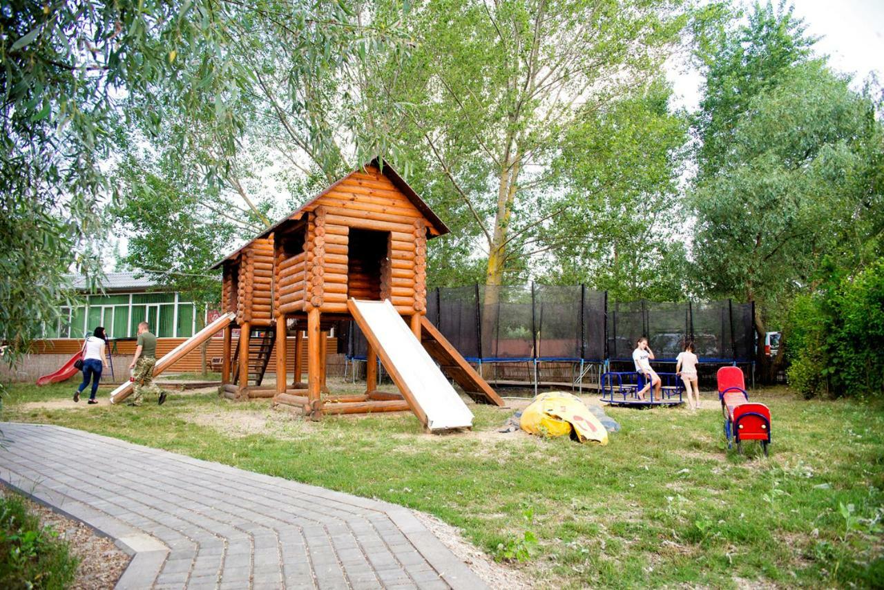 Holiday Park Dunay Kyslytsya Екстериор снимка