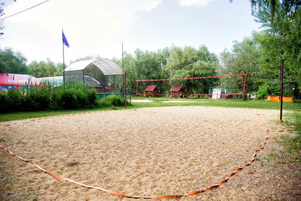 Holiday Park Dunay Kyslytsya Екстериор снимка