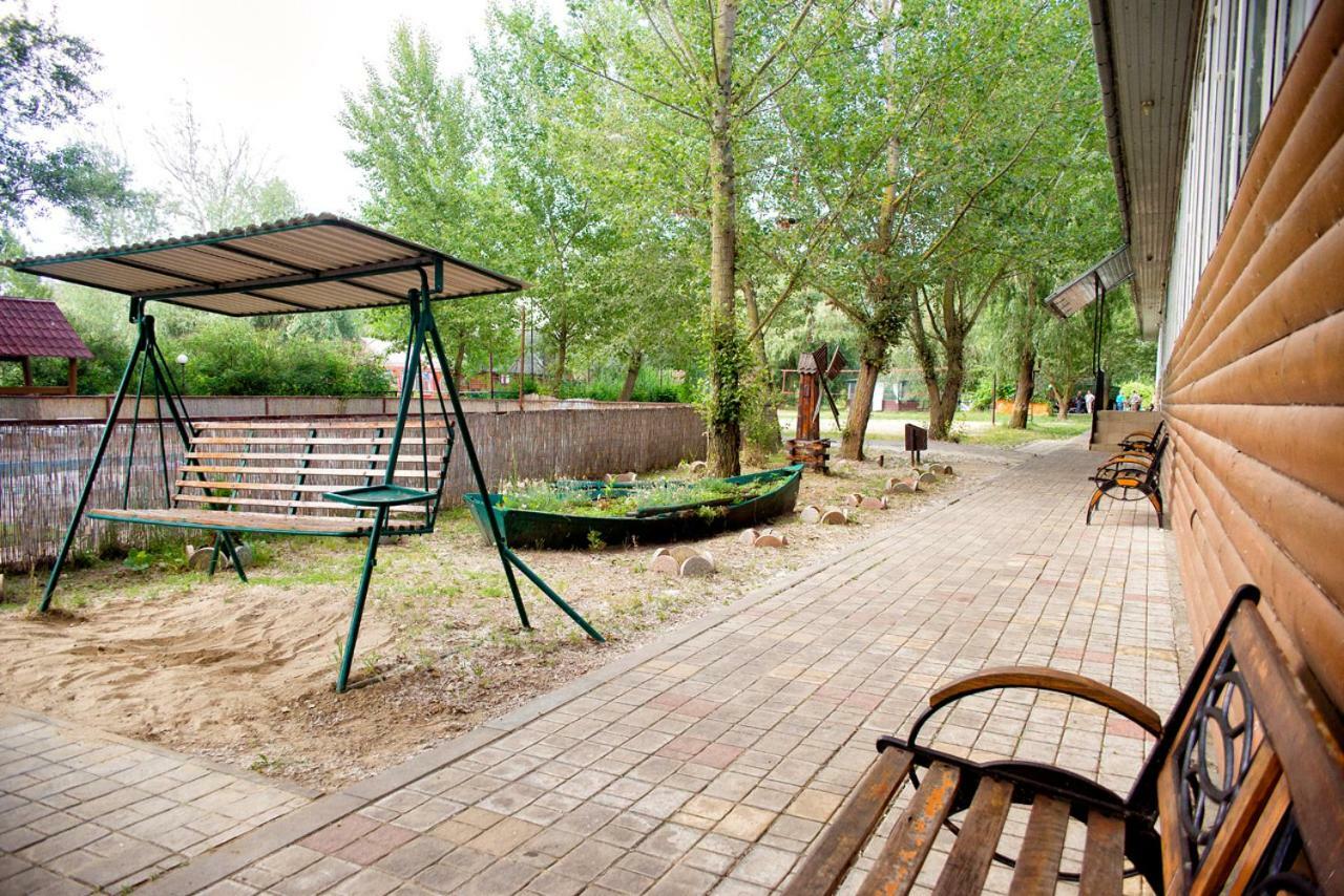 Holiday Park Dunay Kyslytsya Екстериор снимка