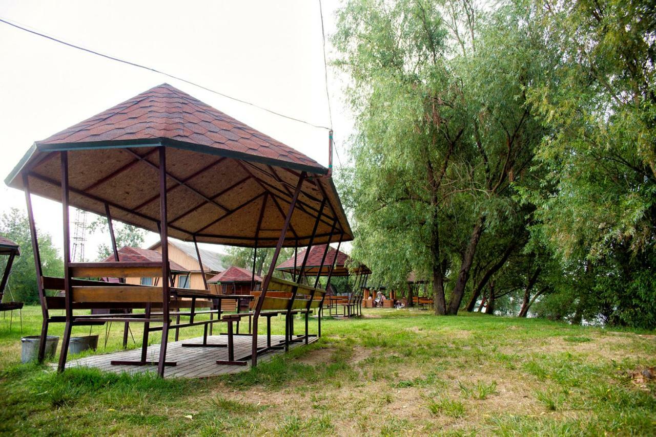 Holiday Park Dunay Kyslytsya Екстериор снимка