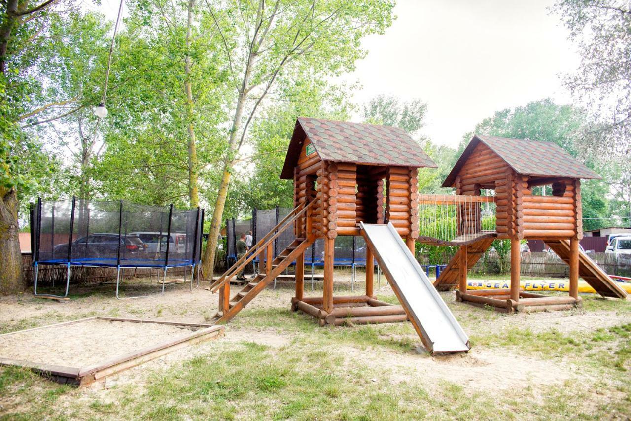 Holiday Park Dunay Kyslytsya Екстериор снимка